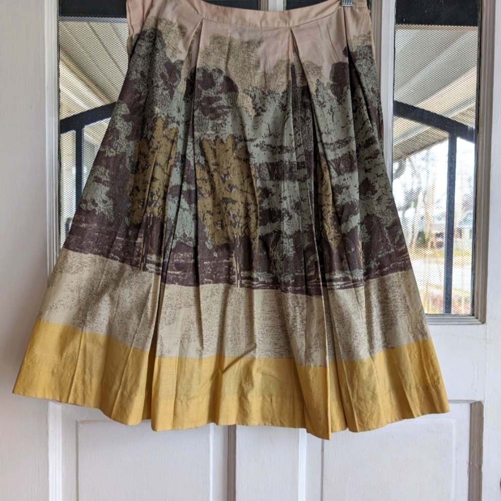 Ladies Skirt
